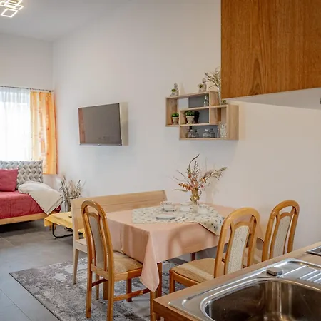 Hirschenwirt * Schonbuhel an der Donau