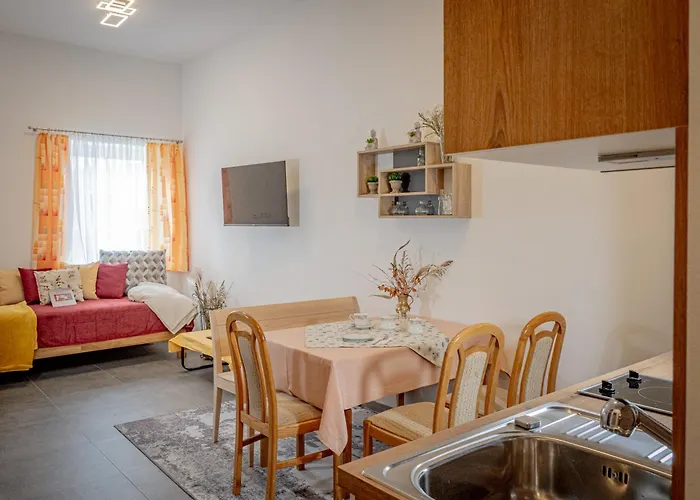 Hirschenwirt * Schonbuhel an der Donau