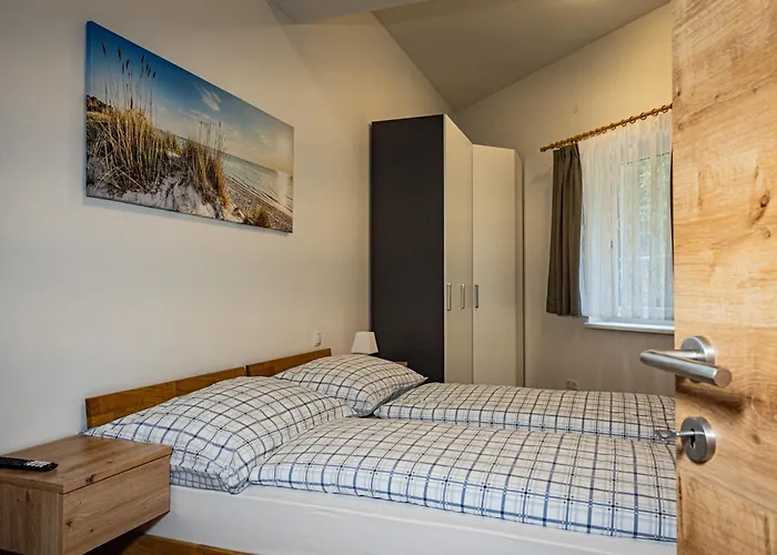 Hotel Hirschenwirt Schonbuhel an der Donau